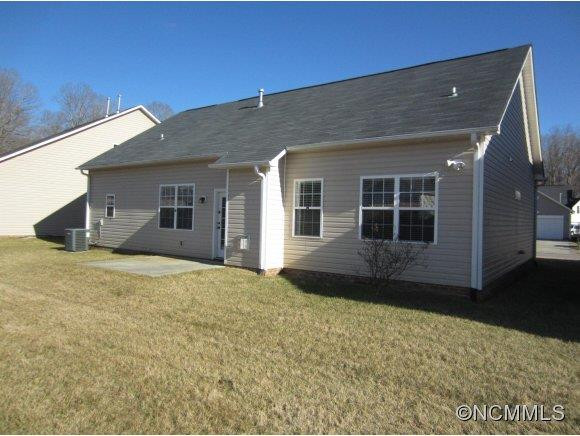 8 Thornwood Ct - Photo 3