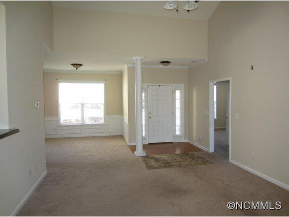 8 Thornwood Ct - Photo 4
