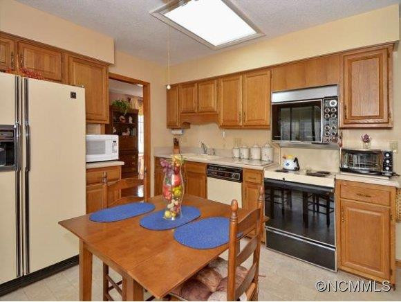 601 GOLDVIEW DRIVE - Photo 5