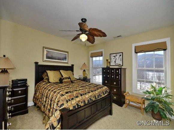 843 West Pointe Drive - Photo 13