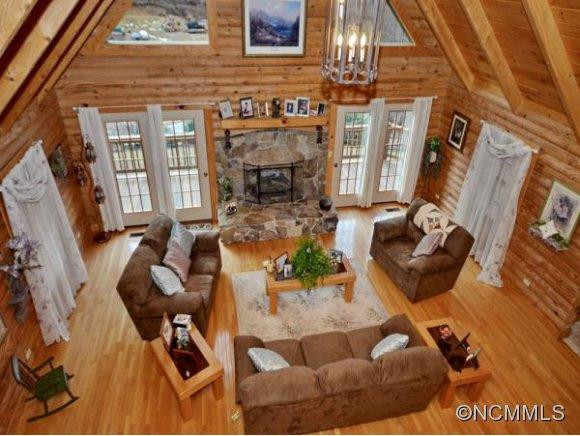 2420 LITTLE CREEK RD - Photo 12