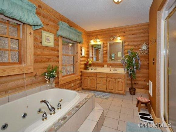 2420 LITTLE CREEK RD - Photo 16