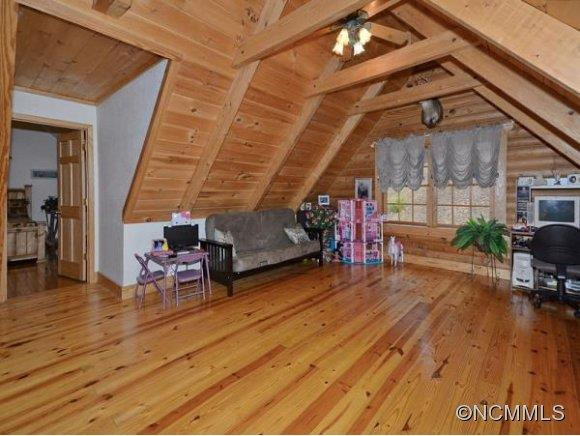 2420 LITTLE CREEK RD - Photo 19