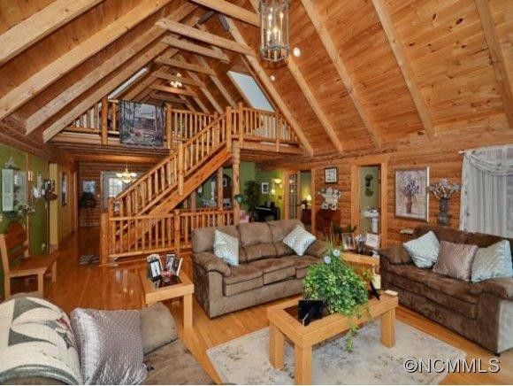 2420 LITTLE CREEK RD - Photo 6
