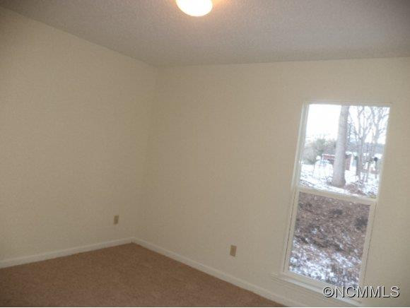 47 WEST OAKVIEW RD - Photo 14