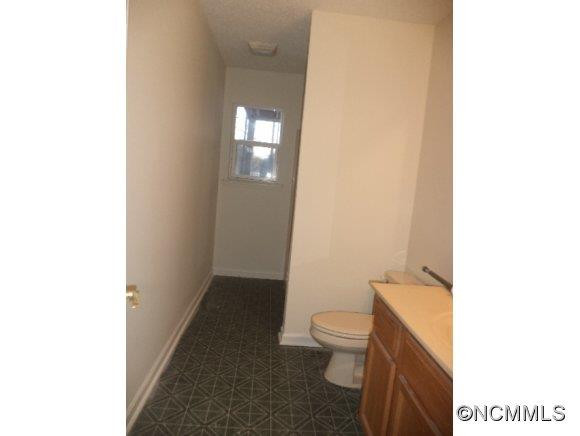 47 WEST OAKVIEW RD - Photo 19