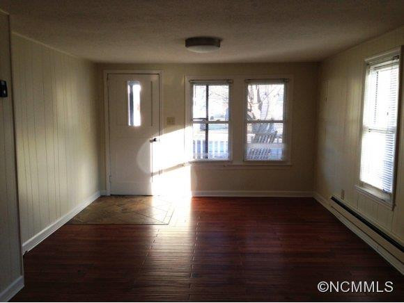 53 Avery Street - Photo 2
