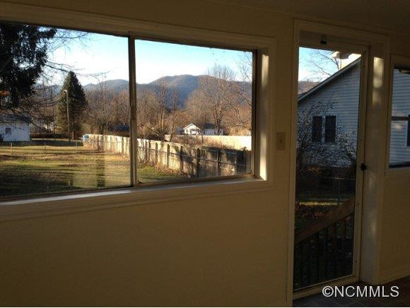 53 Avery Street - Photo 8