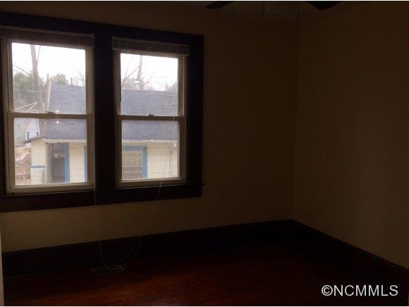 68 Mildred Avenue - Photo 8