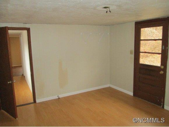989 Riverside Dr - Photo 14