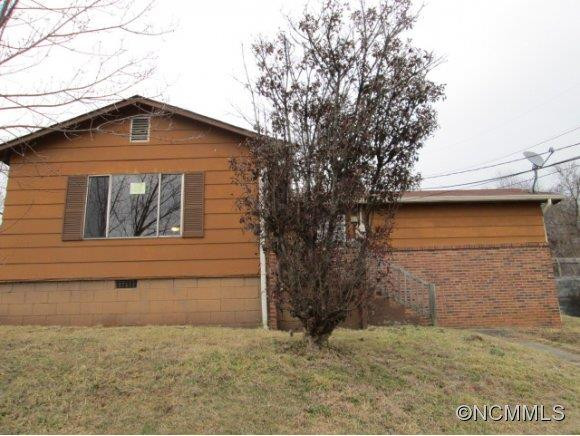989 Riverside Dr - Photo 3