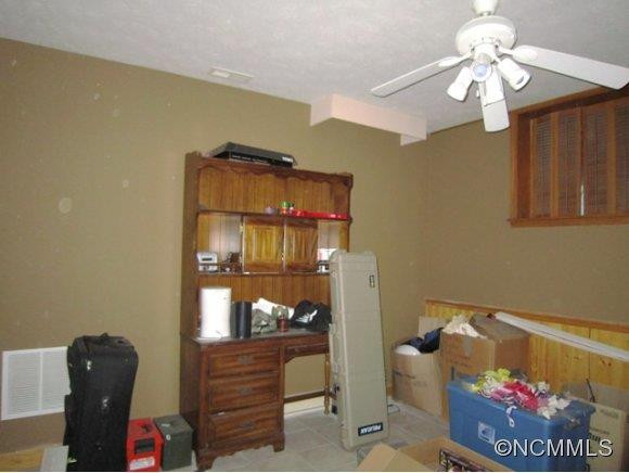 113 Deer Run - Photo 16