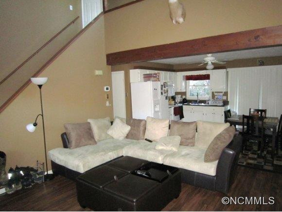 113 Deer Run - Photo 5