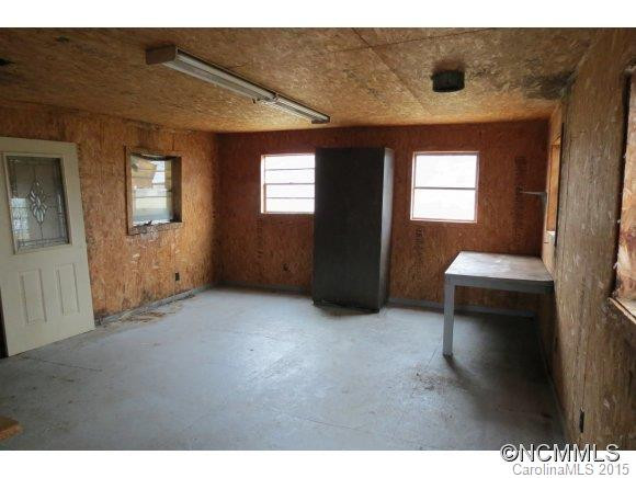 39 Wentworth Ave. - Photo 6