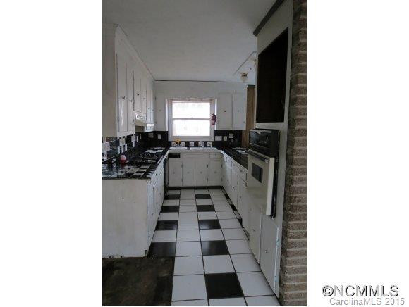 39 Wentworth Ave. - Photo 8