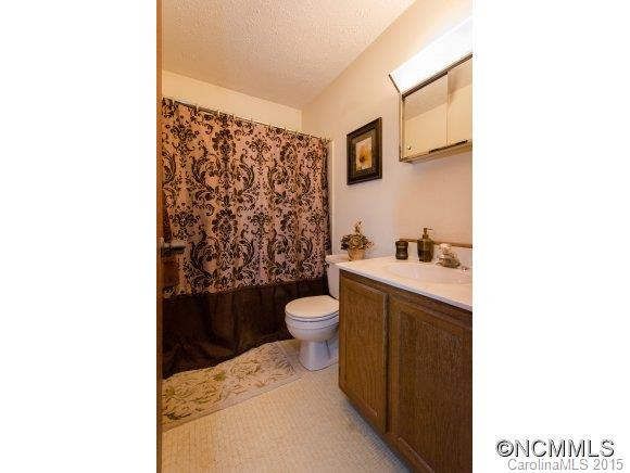 56 Westover Dr. - Photo 8