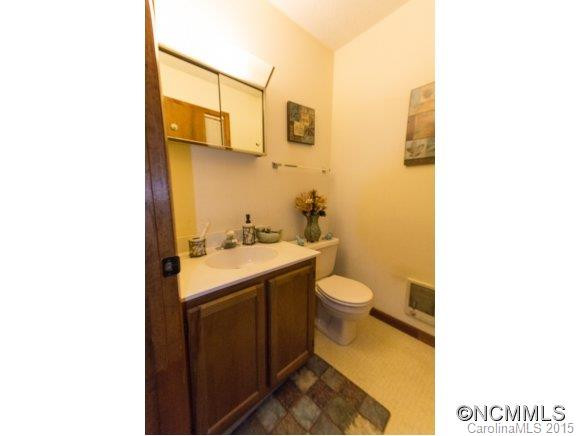 56 Westover Dr. - Photo 9