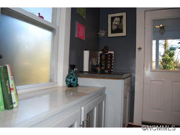 205 Courtland Place - Photo 13