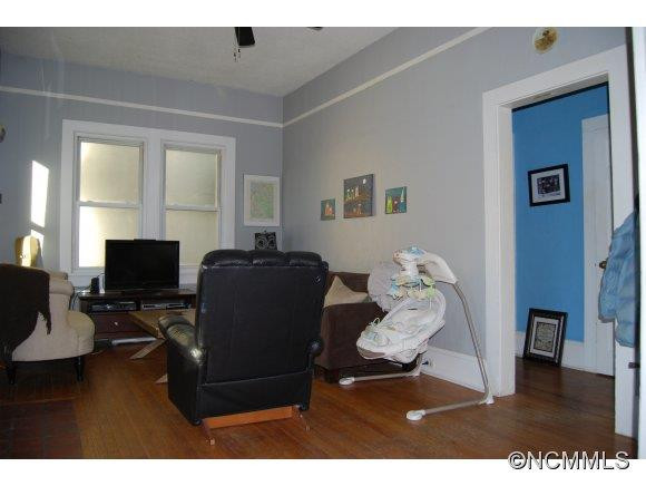 205 Courtland Place - Photo 17