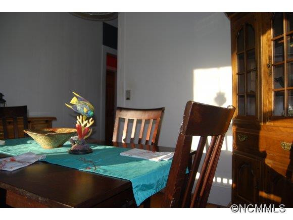 205 Courtland Place - Photo 6