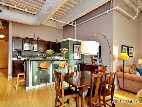 12 S LEXINGTON AVE, UNIT 207 - Photo 6