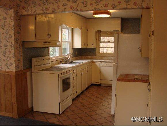 294 Dogwood Drive - Photo 5