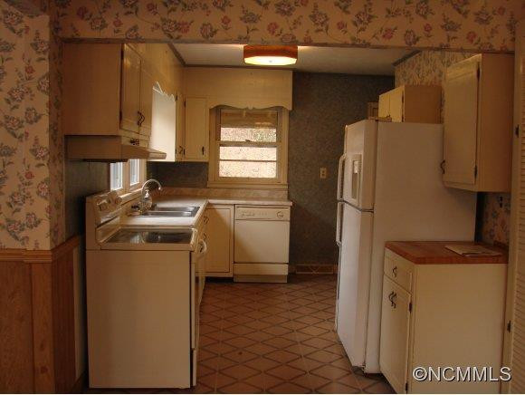 294 Dogwood Drive - Photo 6