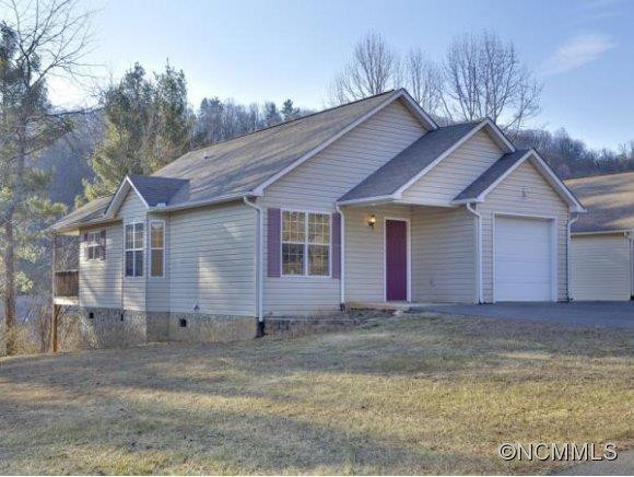 8 HIGH MOUNTAIN LANE