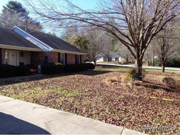 204 Southwood Court - Photo 2