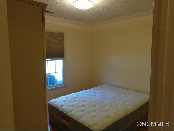 204 Southwood Court - Photo 18
