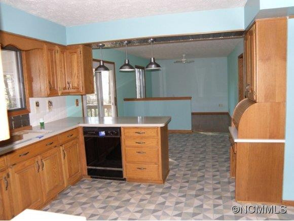 217 Sheneman - Photo 5