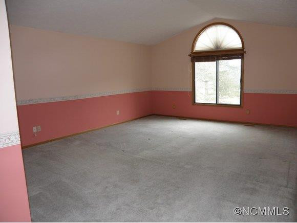 217 Sheneman - Photo 9