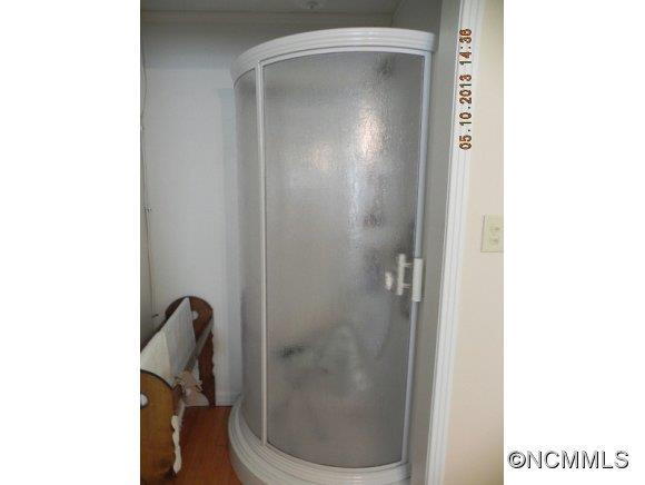 331 Edwards Street - Photo 11