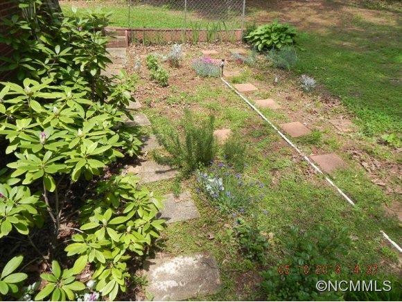 331 Edwards Street - Photo 19