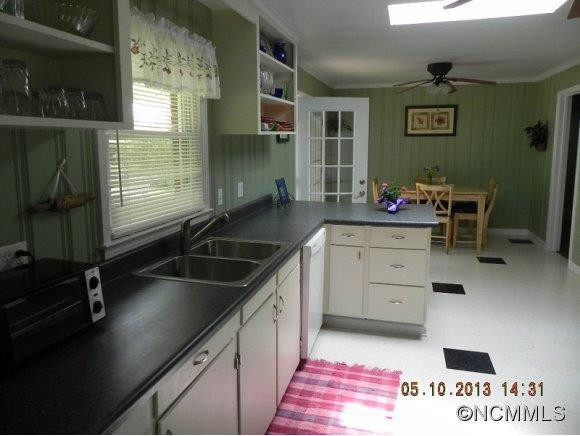 331 Edwards Street - Photo 5