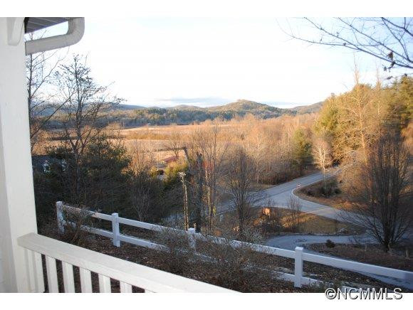 20 Friendship Lane - Photo 2