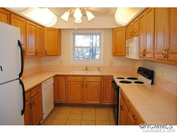 20 Friendship Lane - Photo 8
