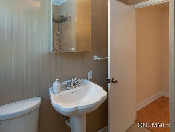 215 Northeast Ave - Photo 7