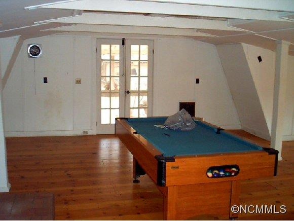 105 NORTH HILL ST. - Photo 15