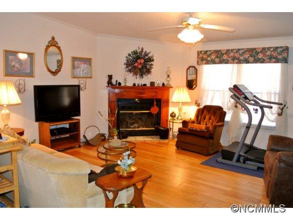 180 Hezzie Drive - Photo 13