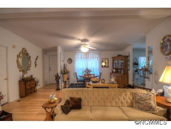 180 Hezzie Drive - Photo 16