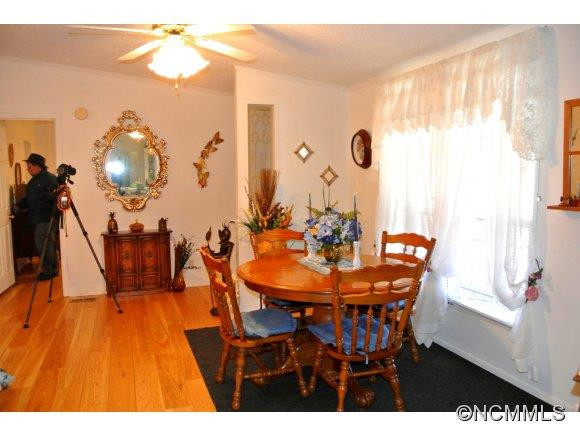 180 Hezzie Drive - Photo 9