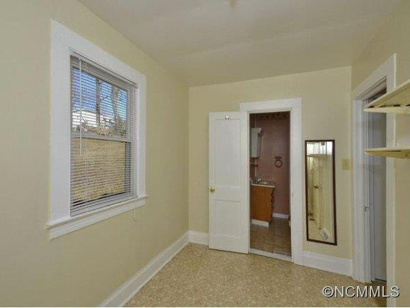 620 NORTH MORGAN BRANCH RD. - Photo 7