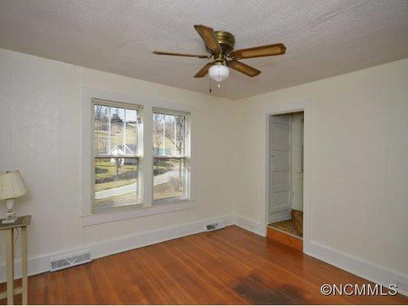 626 NORTH MORGAN BRANCH RD. - Photo 2