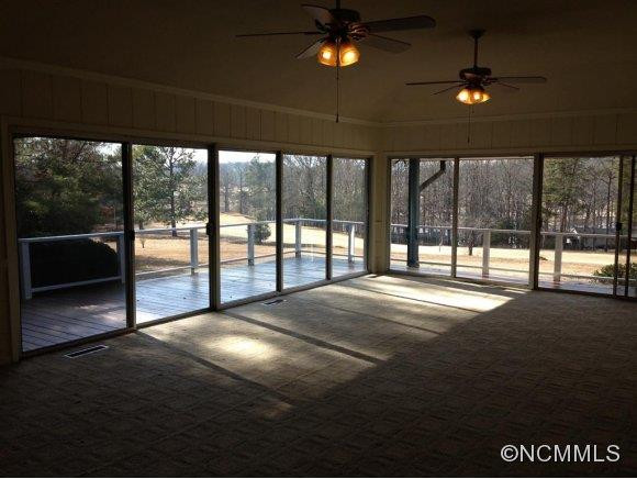 533 Hooper Creek Road - Photo 2