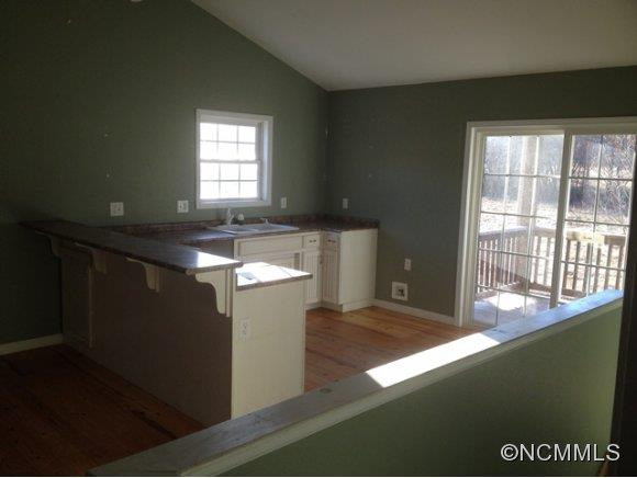 878 Cascade Lake Rd - Photo 10