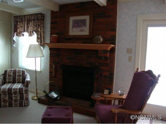 215 Shannon Road - Photo 12
