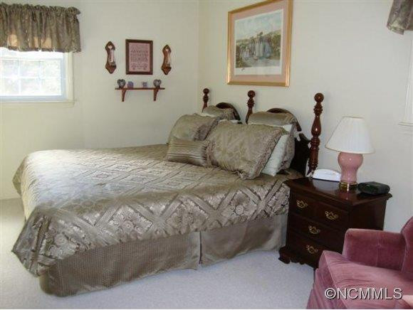 215 Shannon Road - Photo 16