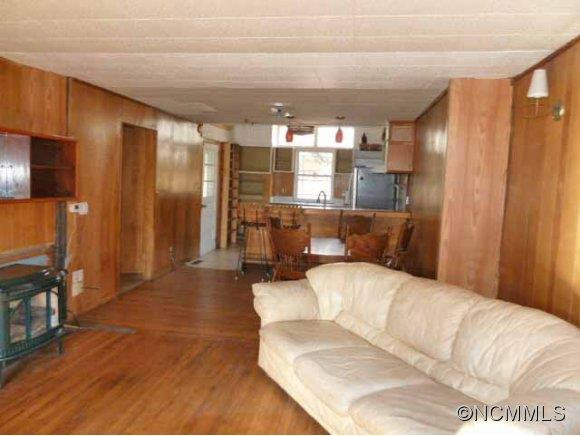 117 South Grove - Photo 2
