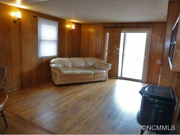 117 South Grove - Photo 3